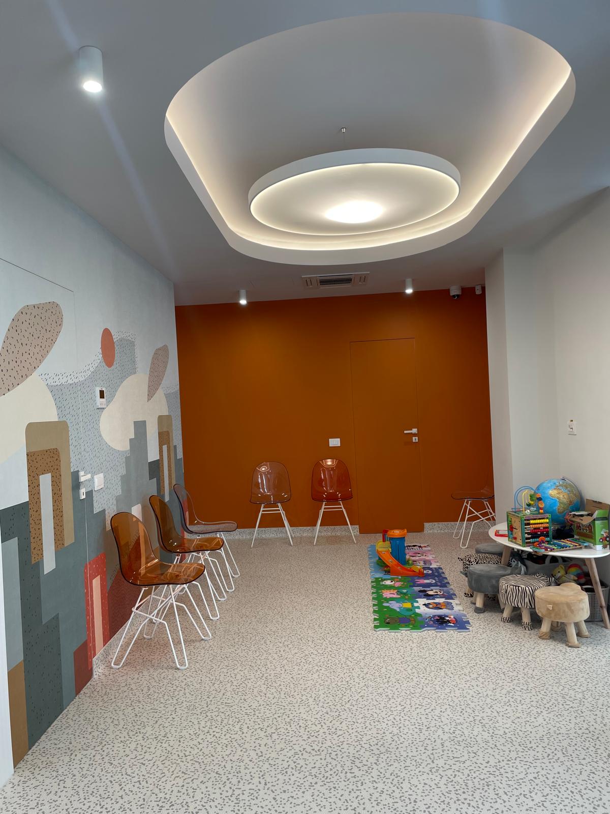 Interiorul cabinetului de cardiologie a clinicii de cardiologie Dr. Anda Ungureanu din Craiova